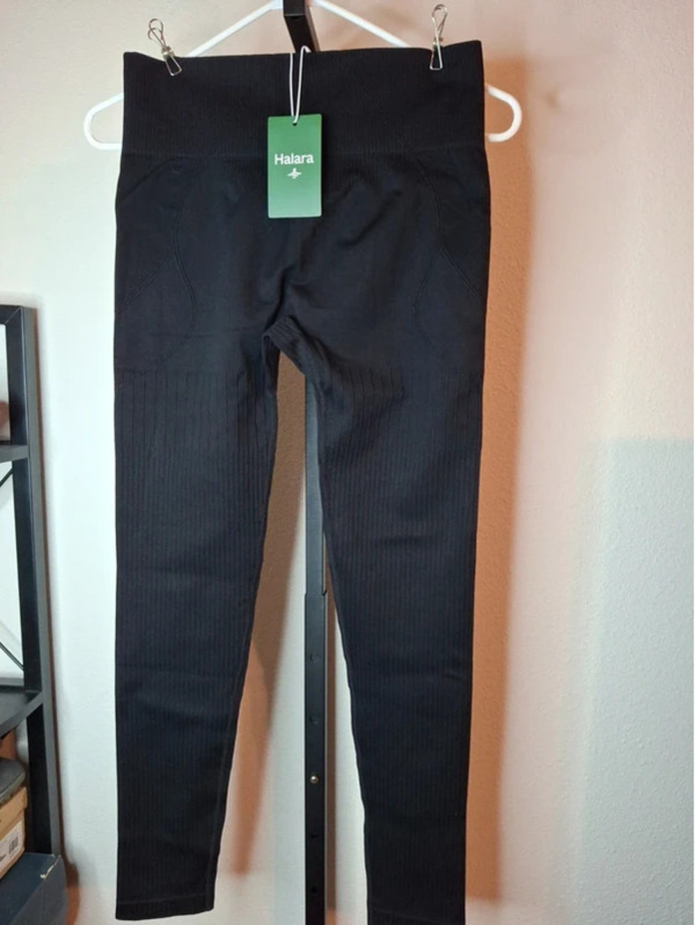 Halara Women's Black Ribbed Leggings Full Length NWT size L